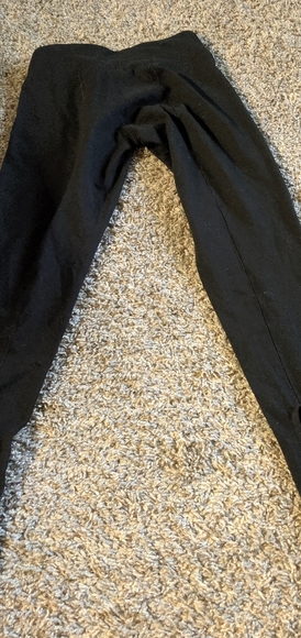 Victoria's secret leggin w back detail - Picture 2 of 6